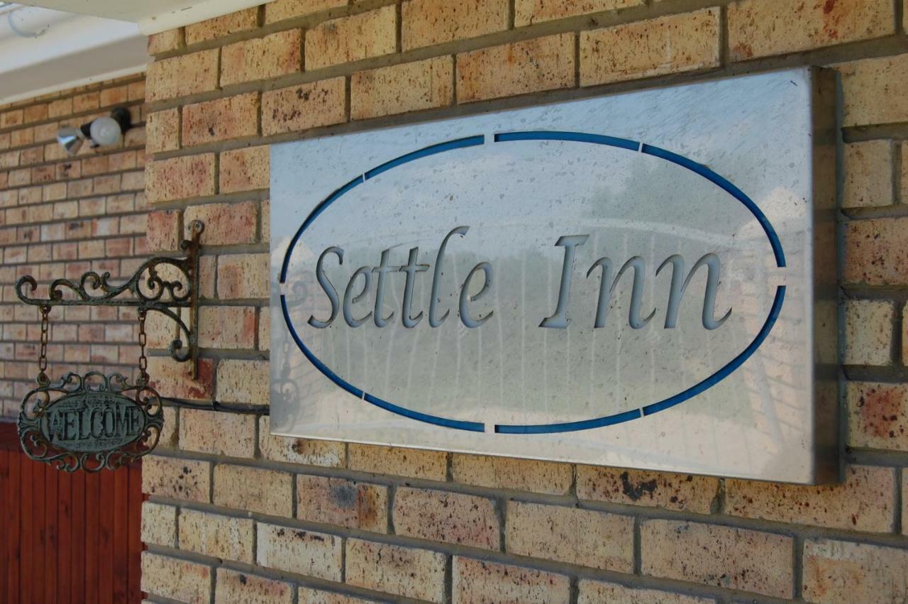 Settle Inn Self Catering Accommodation 콜체스터 외부 사진