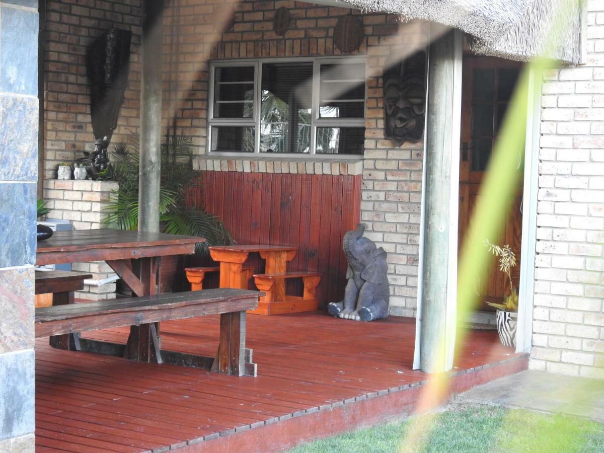 Settle Inn Self Catering Accommodation 콜체스터 외부 사진