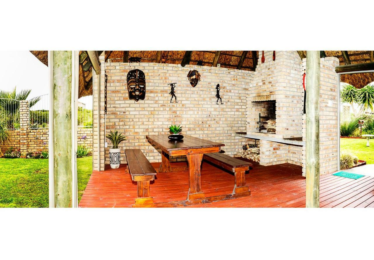 Settle Inn Self Catering Accommodation 콜체스터 외부 사진
