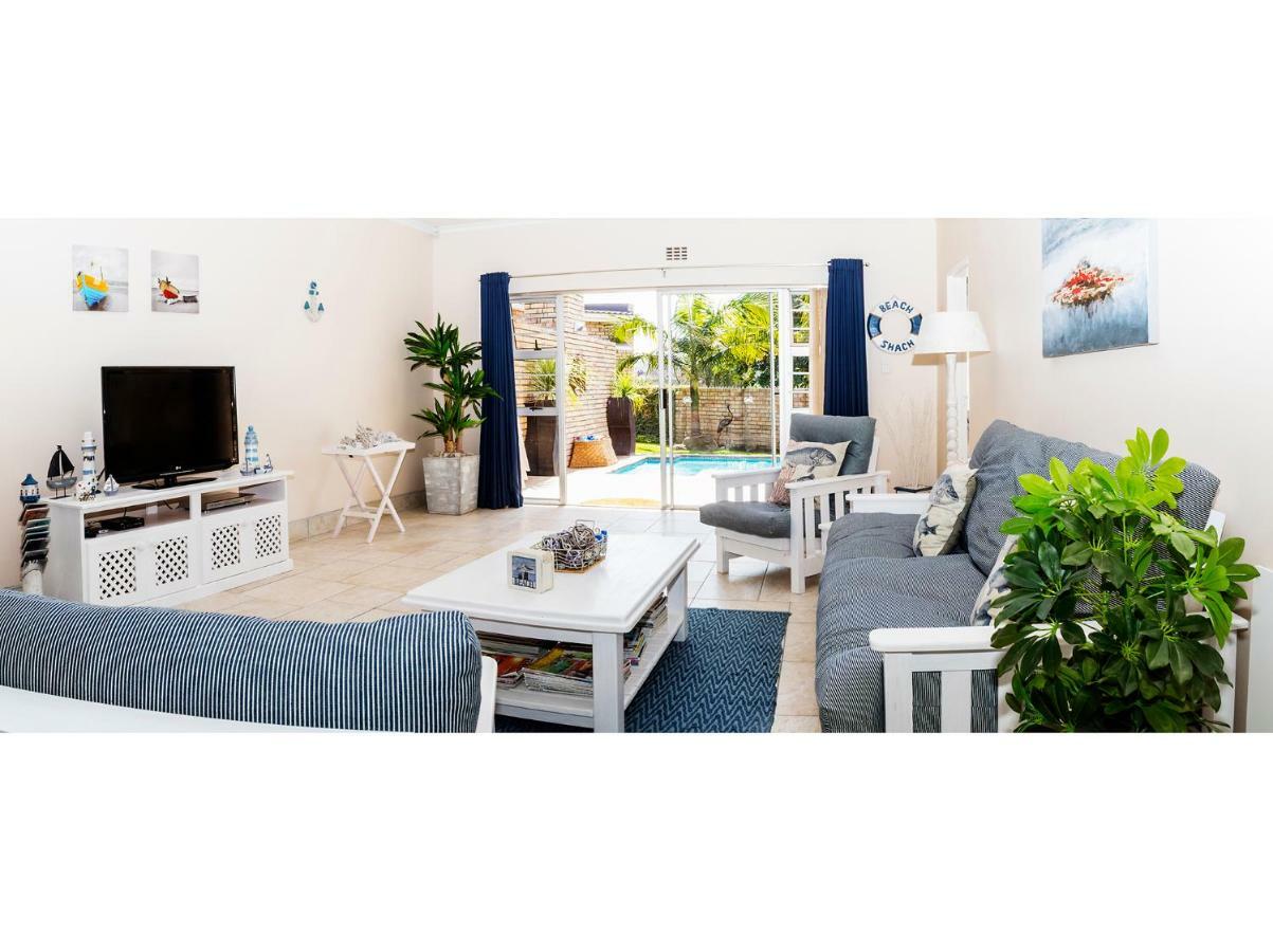 Settle Inn Self Catering Accommodation 콜체스터 외부 사진